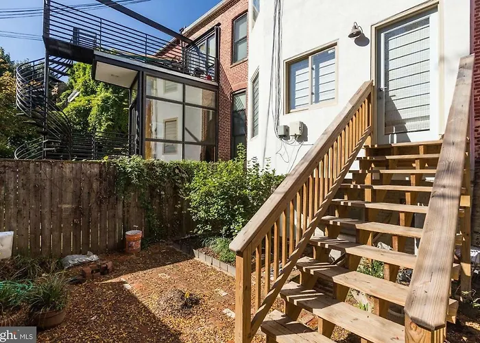 Big Bright 1 Bedroom At U/Shaw + 14Th On Quaint Swann
